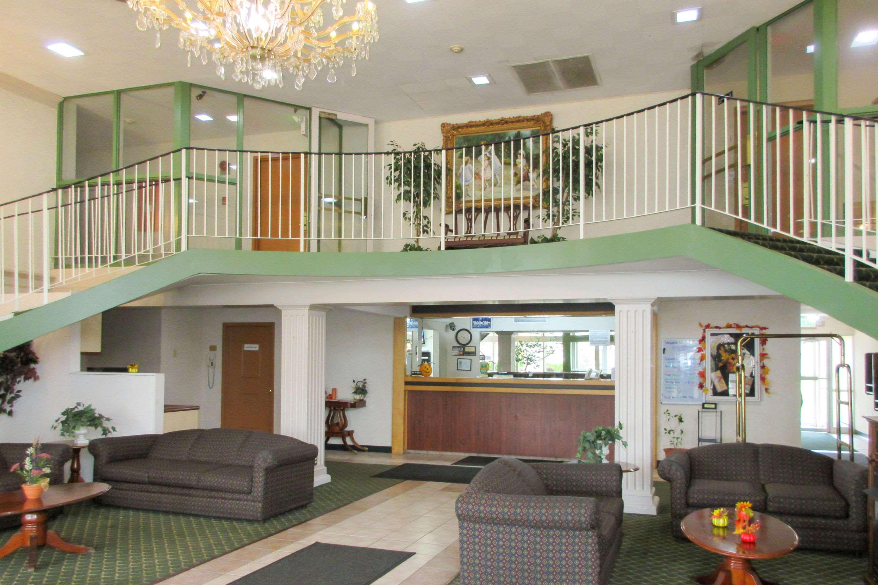 Hotel Econo Kearsarge