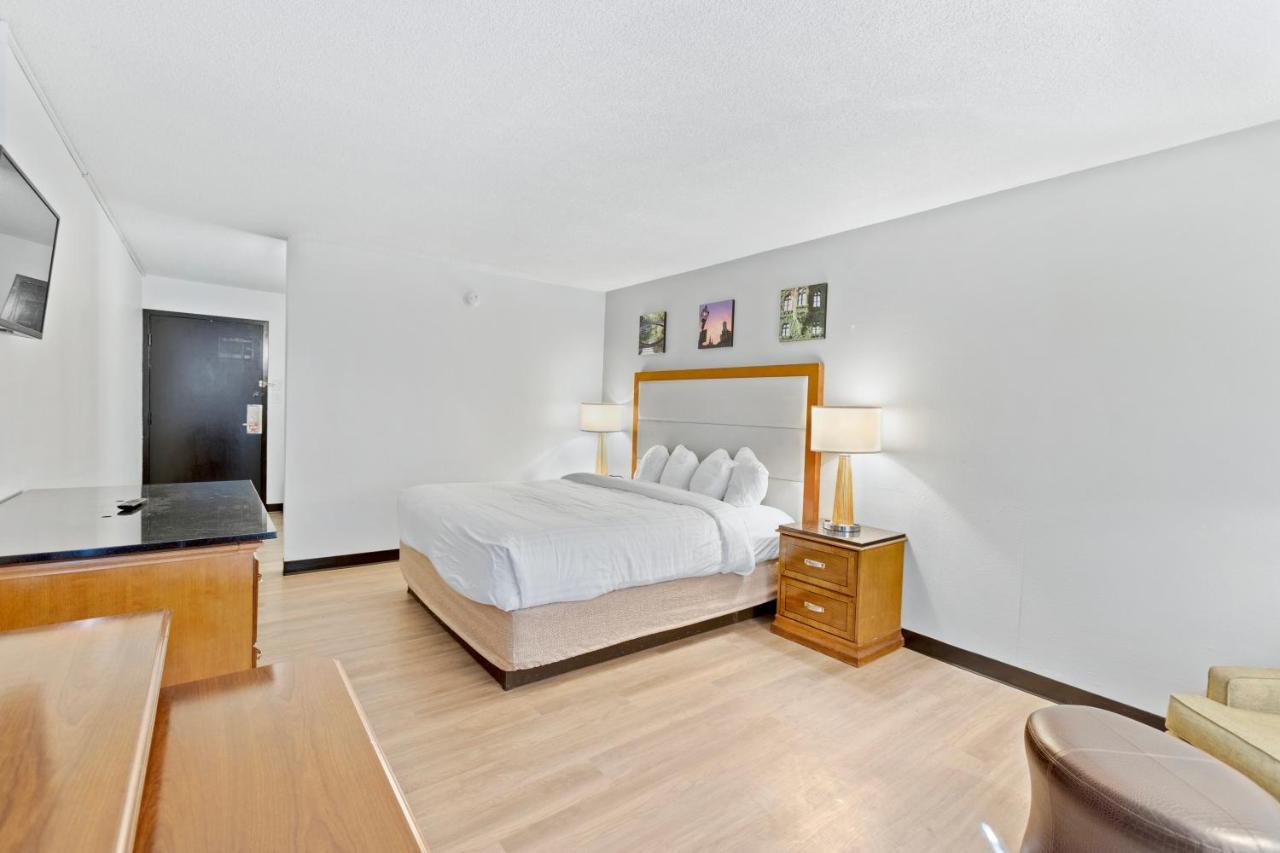 Hotel Econo