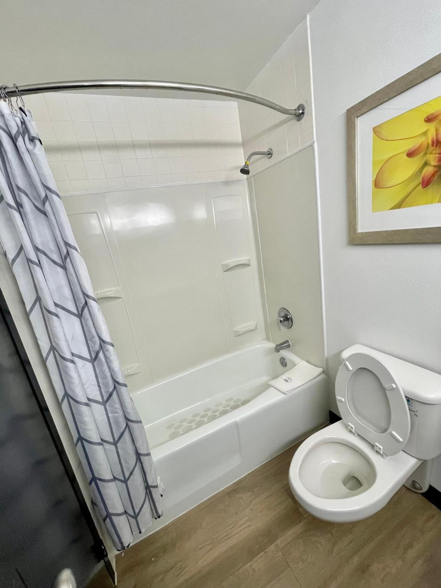 Hotel Econo 2*