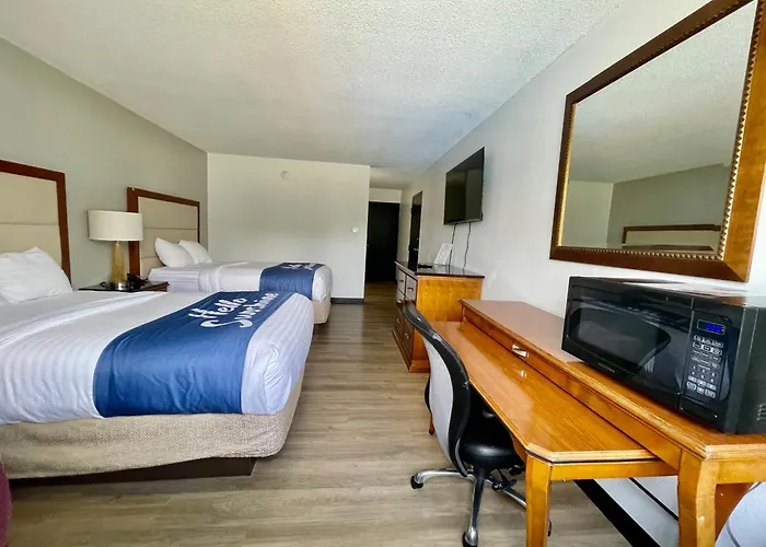 Days Inn By Wyndham Erie
