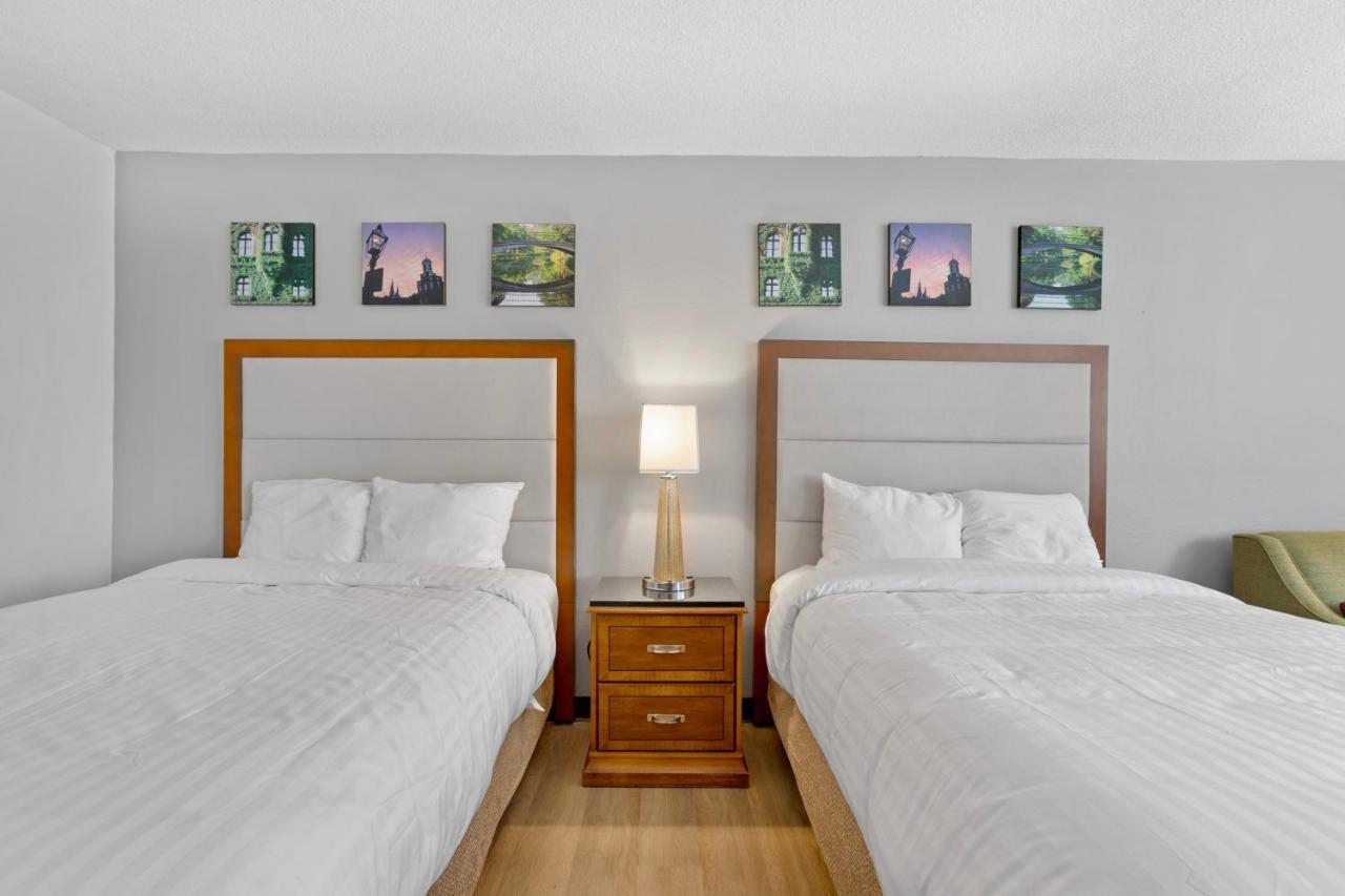 Days By Wyndham Erie 2* Kearsarge