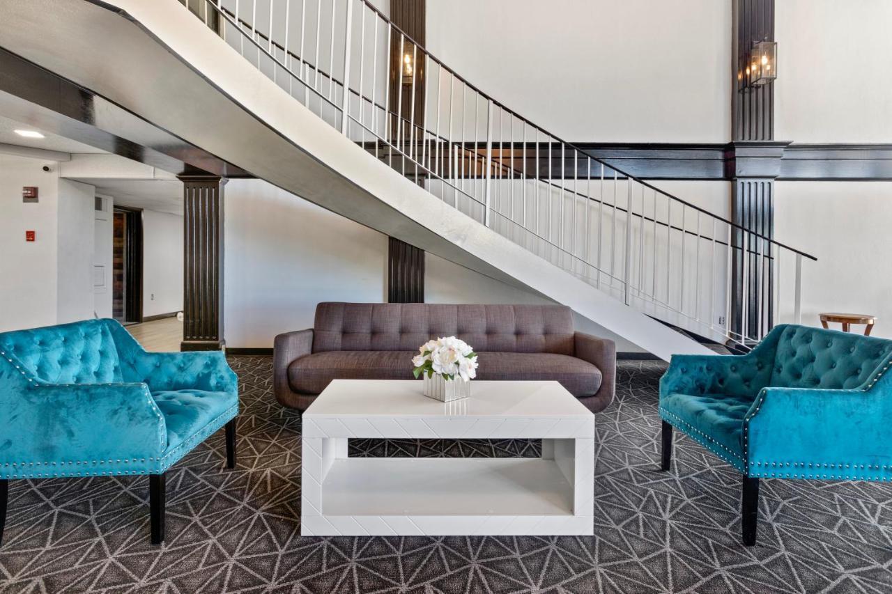 Days By Wyndham Erie 2*