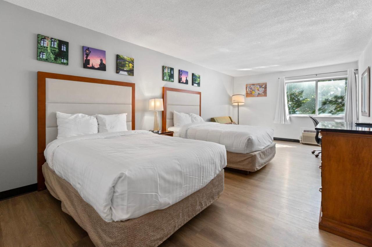 Hotel Days By Wyndham Erie
