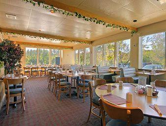 Days By Wyndham Erie Hotel 2*