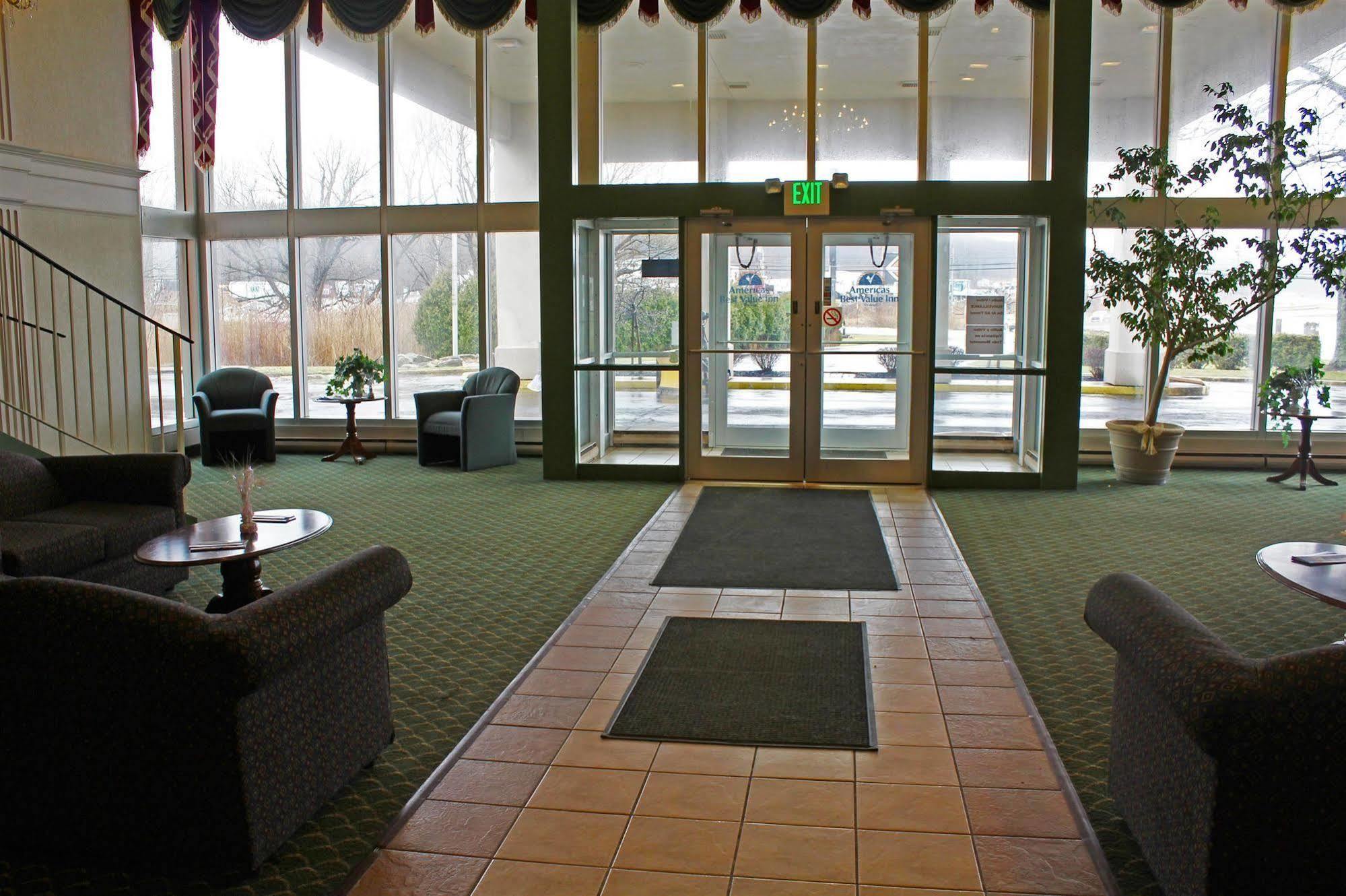 Hotel Days By Wyndham Erie 2*